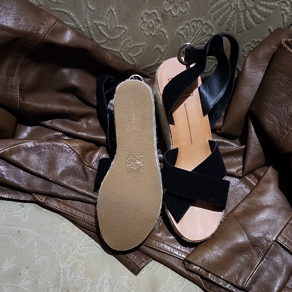 Dolce Vita Black Women's Sandals - Picture 3 of 7